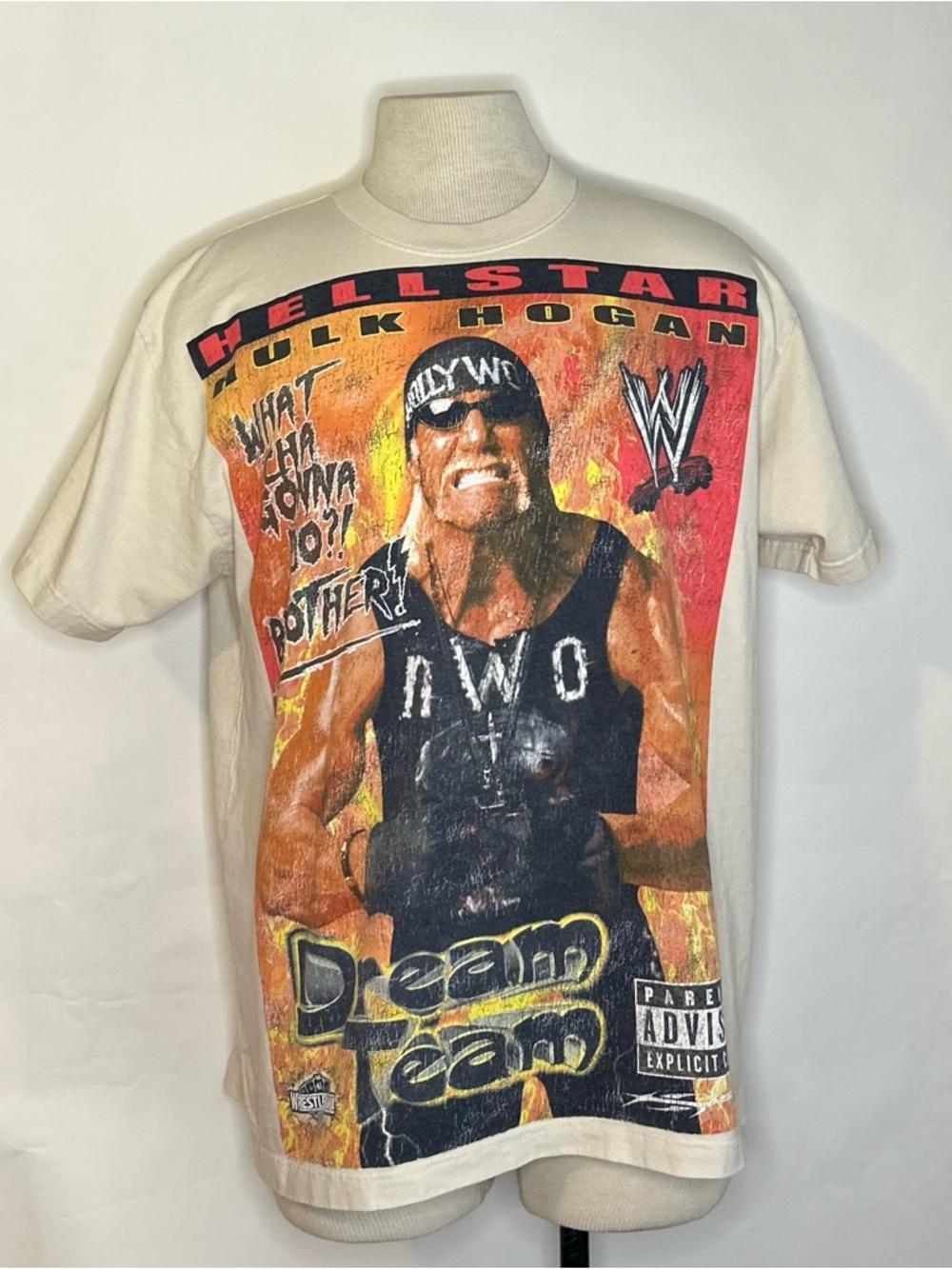 WWE Hulk Hogan 'Hellstar' Graphic Tee - Cream
